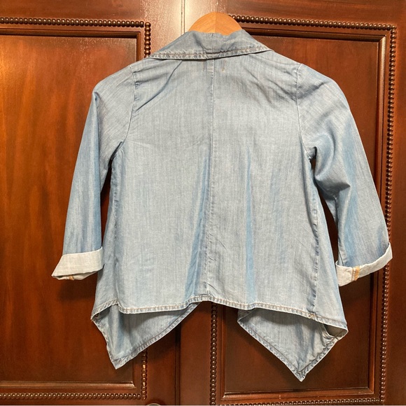 Girls Chambray Denim Jacket Size 8 Medium Kids - Picture 2 of 5